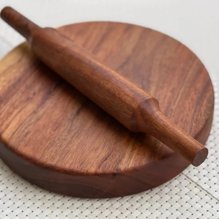 Single Piece Mango Wood Rolling Board with Pin (9.5 inch diameter * 1.5 inch)