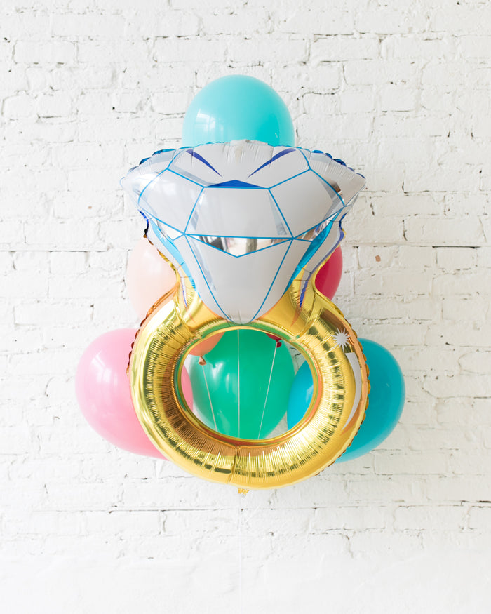 Tropical Time - DIamond Ring Foil and 11in Balloons - bouquet of 7